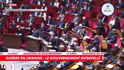Gabriel Attal : «Faisons payer les Russes pour la sécurité de l'Ukraine»