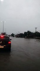 Cidades cearenses registram alagamentos e inundações após madrugada chuvosa; confira imagens