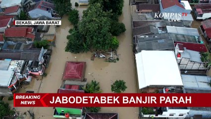 Banjir di Bawah Flyover Summarecon Bekasi, Sejumlah Motor Mati Mesin Hingga Warga Urai Kemacetan