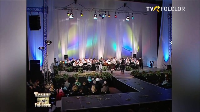 Iustina Irimia - Am un bade ce mi-e drag (Spectacol Tezaur folcloric la Oradea - TVR - 2014)