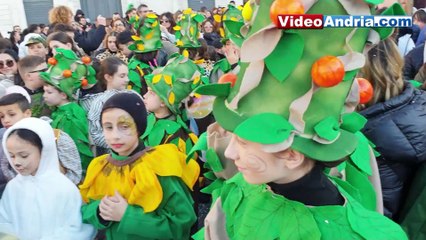 Andria: grande partecipazione alla sfilata di Carnevale a Piazza Catuma