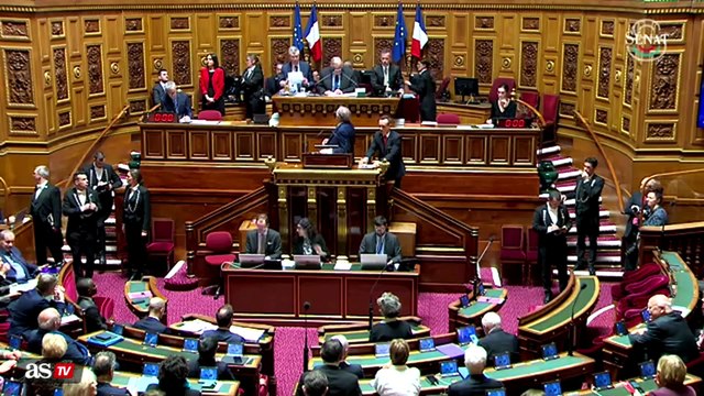 French PM accuses U.S. of abandoning Ukraine after military aid suspension