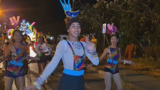 Penonomé celebra el Carnaval con desfile de comparsas