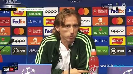 ¡Top 30 CELEBRIDADES que mejor HABLAN ESPAÑOL!