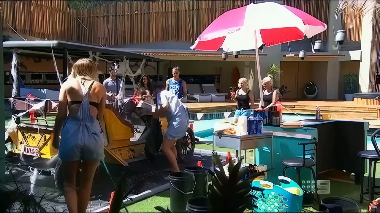 046-Big Brother Australia Season 10, Day 54, Daily Show, Friday, 20 September 2013