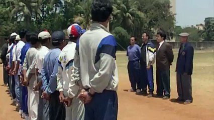 Aahat(آہٹ)1995-season-1 episode 43"The 12th Man"(بار ہںواں آدمی)