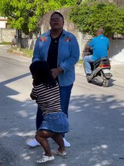 Intento Arrastrar a su madre y Mira como terminaron las cosas 😂