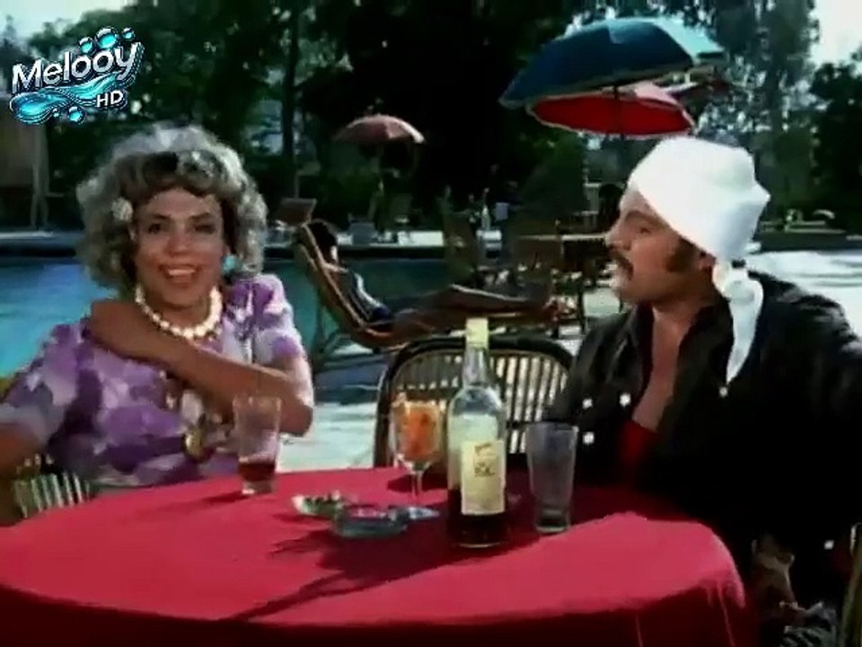 فيلم الكل عاوز يحب بطولة نور الشريف