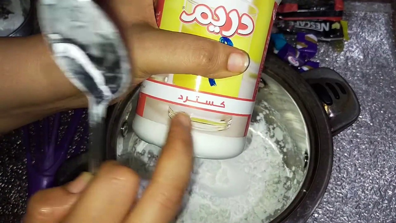 حلوي الإدمان!! الذ حلوي بارده بمكونات بسيطه بدون فرن بدون بيض مع