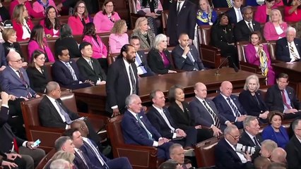 Trump'ın Kongre konuşmasına damga vuran an!