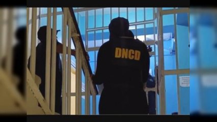 Detienen a dos hombres por promoción y distribución de drogas