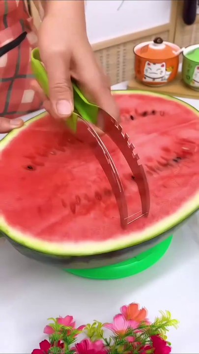 🍉 Watermelon Cutter & Slicer | Quick & Mess-Free Fruit Cutting!