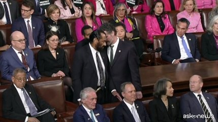 Il democratico Al Green espulso per proteste durante il discorso di Trump