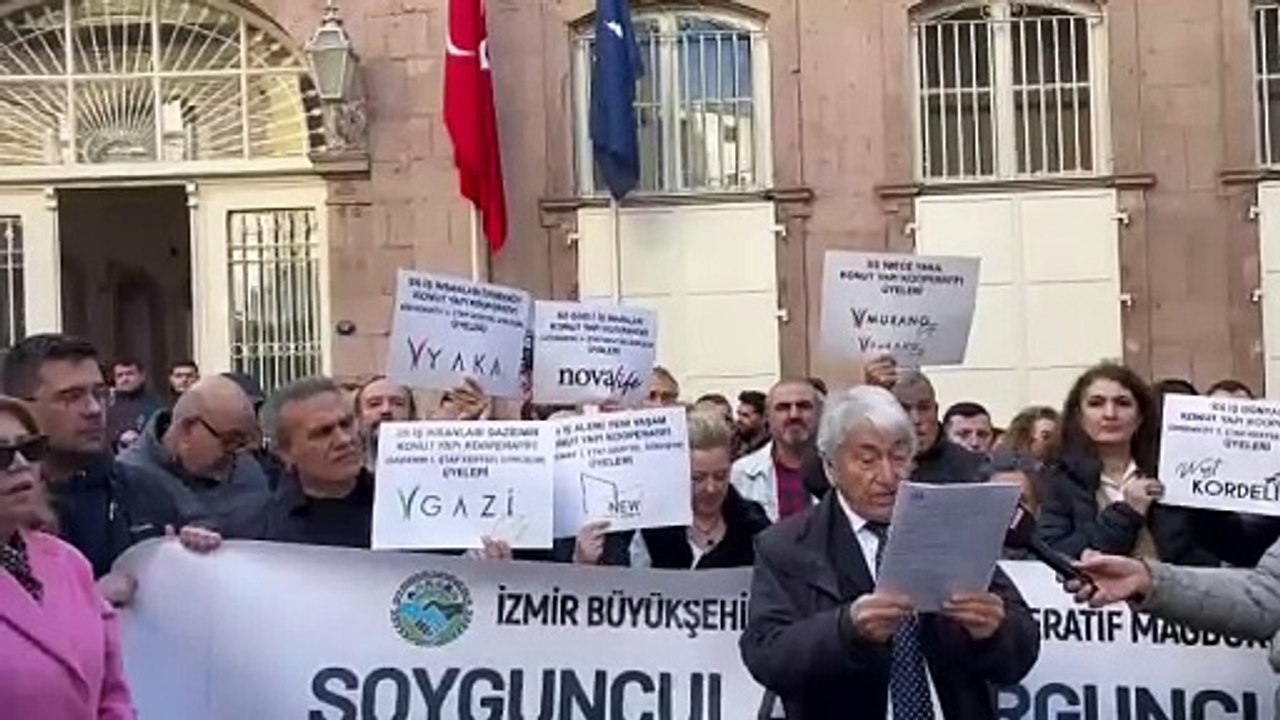 ‘Kooperatifzedeler’den İzBB’ye tepki: Yeni mağdurlar için mi inşaat yapacaksınız?