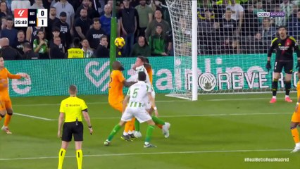 La Liga : Kylian Mbappé décisif mais le Real Madrid tombe chez le Betis !