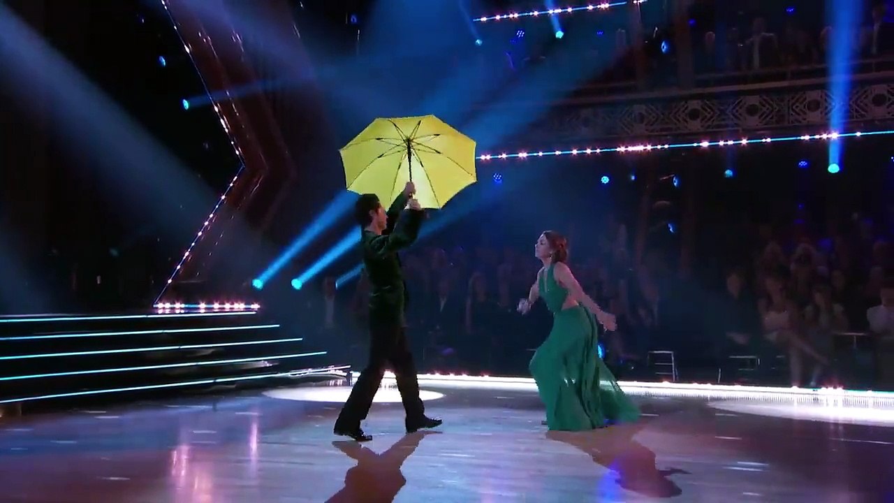 Alyson Hannigan’s Most Memorable Year Viennese Waltz