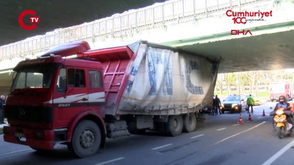 Bakırköy'de 'sabıkalı' alt geçitte yeni olay: Kamyon sıkıştı, sürücüye para cezası kesildi