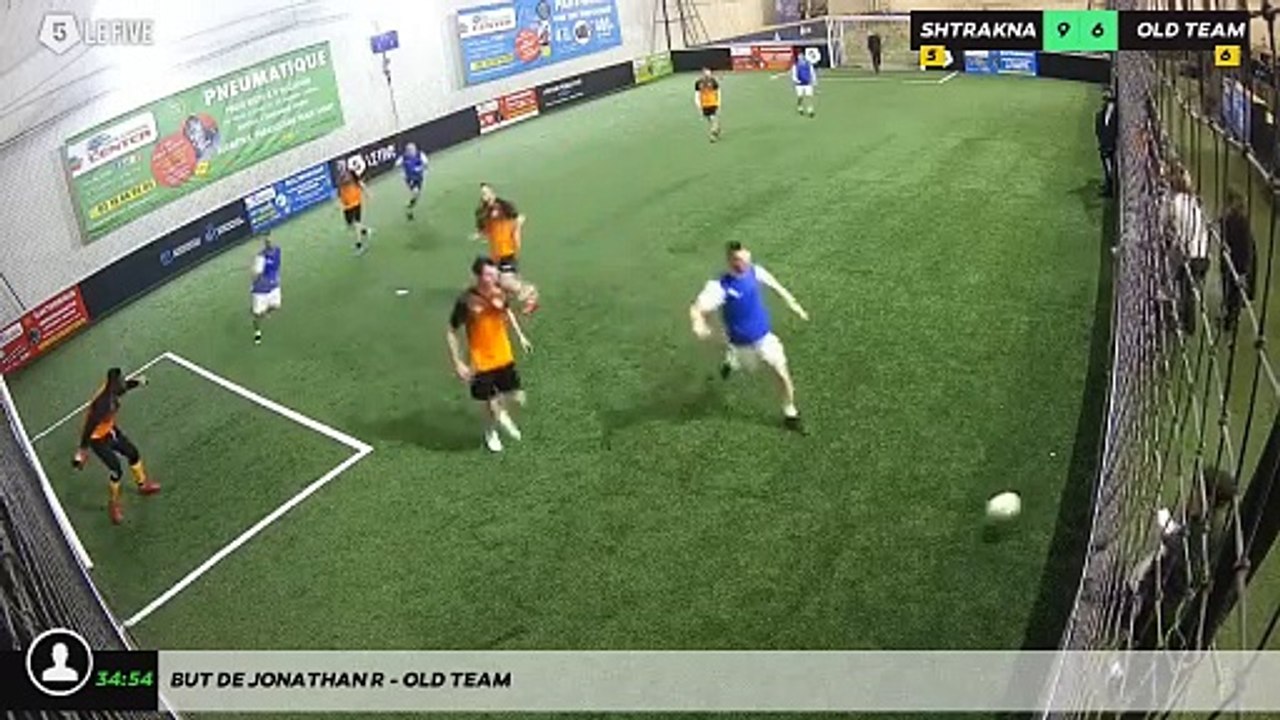 But de Jonathan R - Old Team