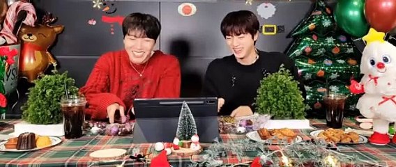 Weverse Live Jin et JHope Chrismas Noël