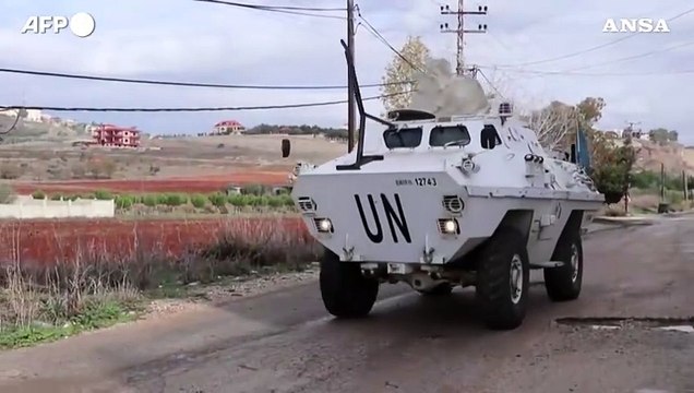 Libano, sopralluogo dell'Unifil nel villaggio di Khiam colpito da Israele