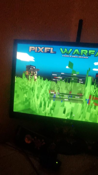 I played pixel warfare chinese Version full unity 3D game