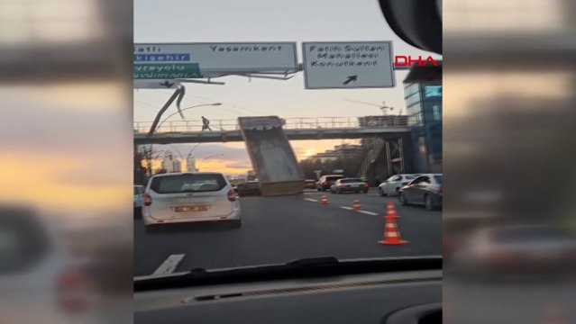 Açık unutulan damper yön levhasına ve üst geçide çarptı