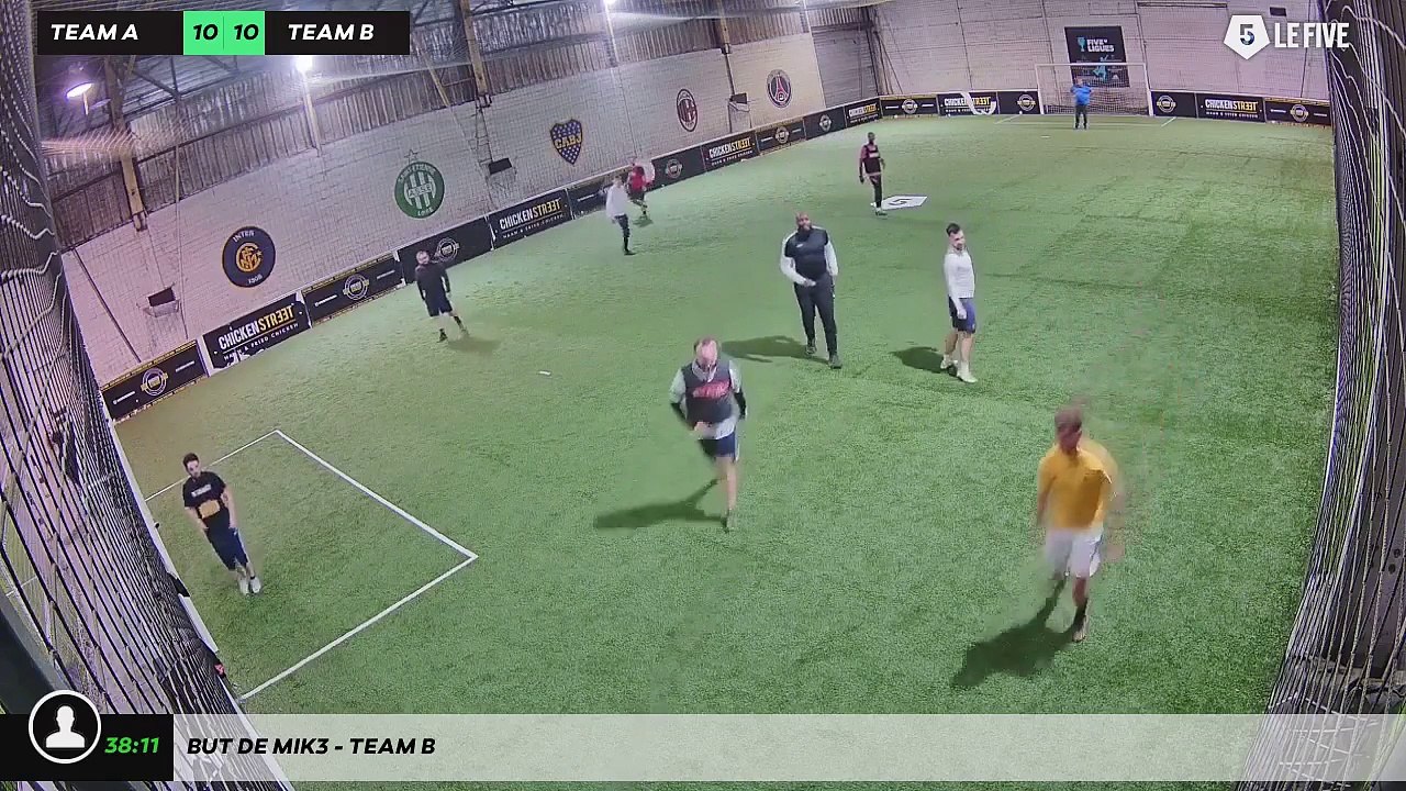 But de Mik3 - Team B