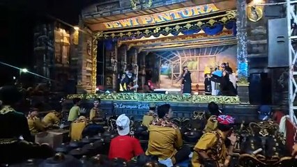 Sandiwara Dewi Pantura Meriahkan Nadran Tegalagung