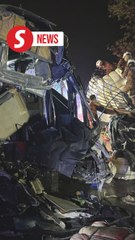 Loose lorry tyre triggers Melaka pile-up, claiming seven lives