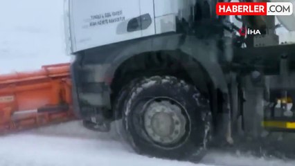 Tunceli'de 65 Köy Yolu Ulaşıma Kapandı, Açma Çalışmaları Başlatıldı