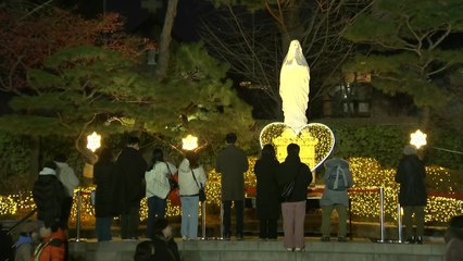 [날씨] '성탄 이브' 맞은 이 시각 명동성당...성탄절 날씨는? / YTN