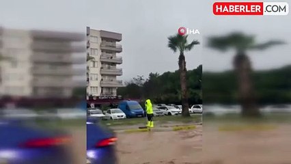 Milas'ta Trafik Ekipleri Sağanak Yağışta Vatandaşların Yardımına Koştu