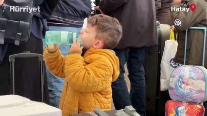Suriyelilerin Hatay'daki sınır kapılarından ülkelerine dönüşü sürüyor