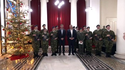 Χριστουγεννιάτικα Κάλαντα κι ευχές στον Αντιπεριφερειάρχη Φθιώτιδας