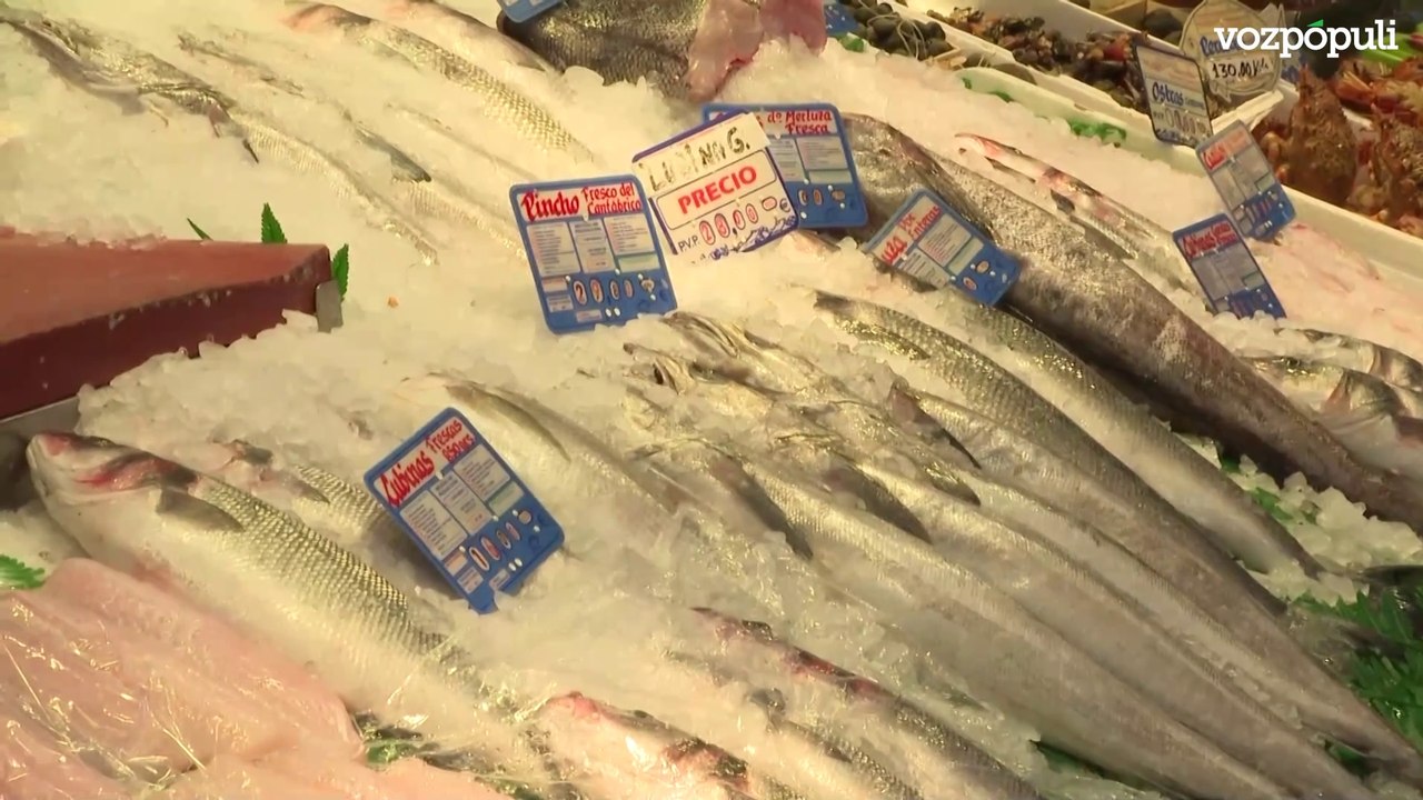 Consumidores notan el aumento de precios en las compras para Navidades