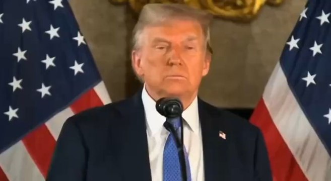 Le président Trump sur les drones mystérieux :« Le gouvernement sait ce qui se passe. Nos militaires savent d'où ils sont partis. Ils savent d’où ça vient et où ça va.