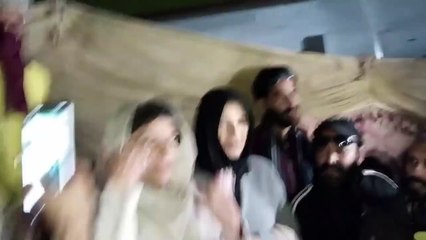 عمران خان کی بہن علیمہ خان لانگ مارچ میں پہنچ گئی لانگ مارچ میں پہنچ کر بڑا اعلان کر دیا