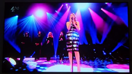 KYLIE MINOGUE - Better The Devil You Know (Alan Carr: Chatty Man 2012)