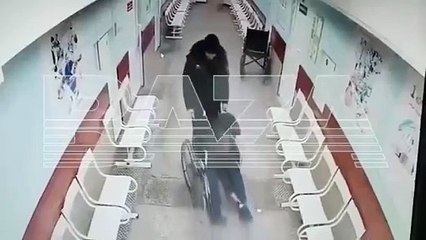 Se hizo pasar por victima para robar un coche