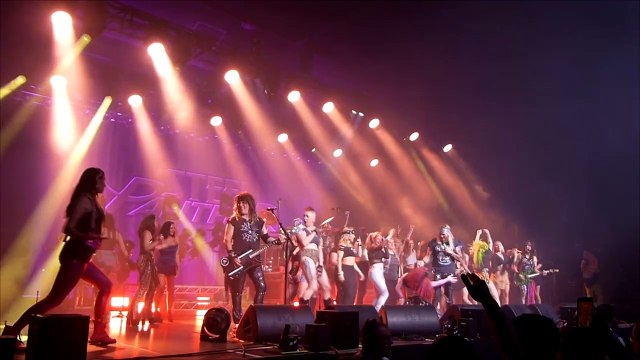 Steel Panther - Seventeen Girls in a Row