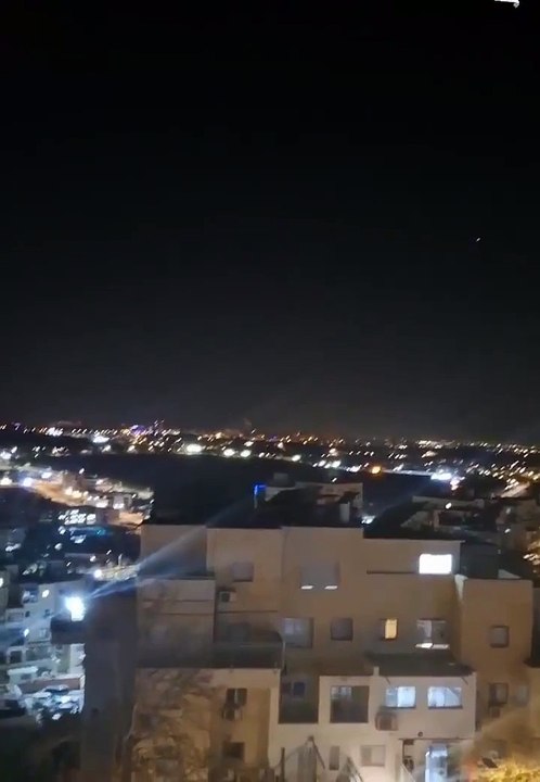 بالفيديو والصورة ..إعلام العدو يكذّب  مزاعم جيشه:  الصاروخ اليمني دخل أجواء فلسطين المحتلة | 2024-12-25