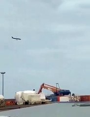 Aereo della Azerbaijan Airlines precipita in Kazakistan: video dai social