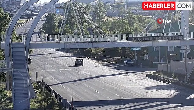 Tatvan'da KGYS Kameralarına Yansıyan İlginç Trafik Kazaları