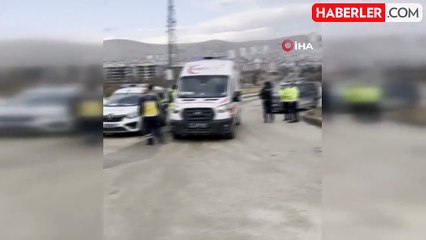 Elazığ'da Hafif Ticari Araç Takla Attı: 1 Yaralı