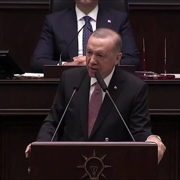 Erdoğan: Halep’te, Şam’da, Hama’da, Humus’ta, Münbiç’te, Özgür Suriye Bayrağı ile Ay Yıldızlı bayrağımızı yan yana gördükçe şad oluyoruz.