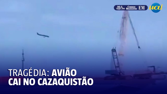 Cazaquistão: veja o momento da queda do avião da Embraer