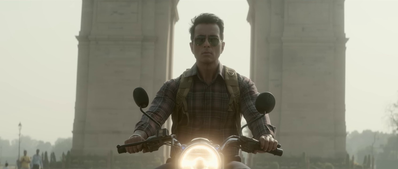 Fateh _ Official Trailer l Sonu Sood _ Jacqueline Fernandez _ In Cinemas 10th January