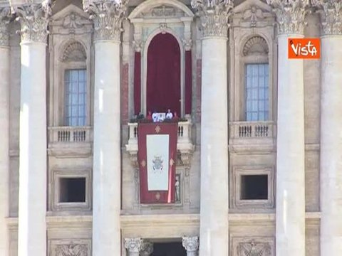 Papa Francesco a Natale: Tacciano le armi e cessi il fuoco in Ucraina e a Gaza, si aprano negoziati