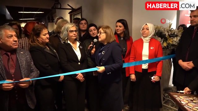 Gaziantep'in Kurtuluş Gününe Özel Sanat Sergileri Açıldı