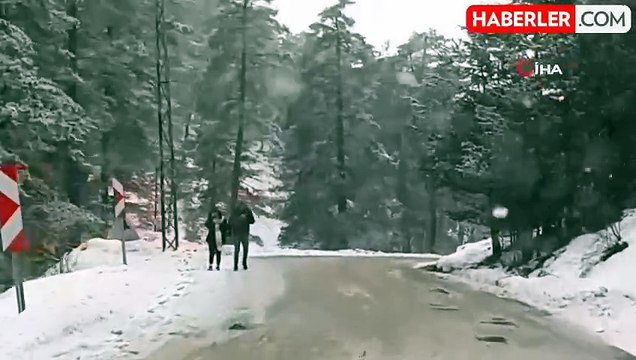 Yarın okullar tatil mi? 26 Aralık Perşembe okul yok mu (VALİLİK KAR TATİLİ AÇIKLAMASI)?